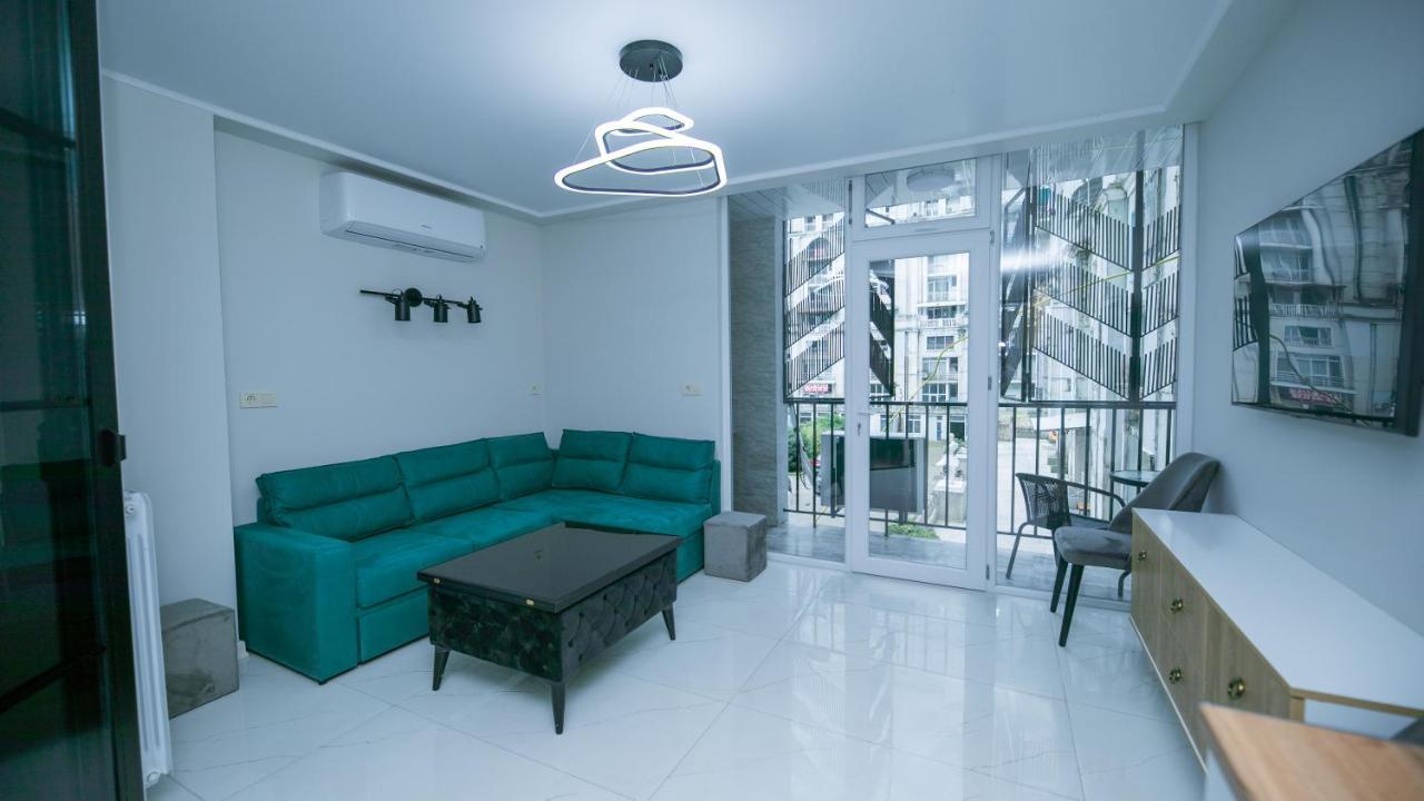 Next The Sea Apartment Batumi Exterior photo